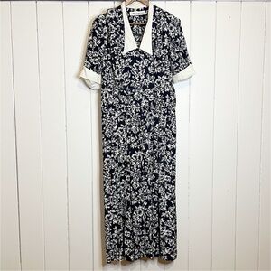 Vintage Ms Chaus Blue and White Floral House Dress.